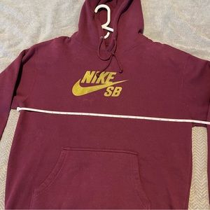 Men’s Skateboarding Hoodie with Kangaroo Pockets